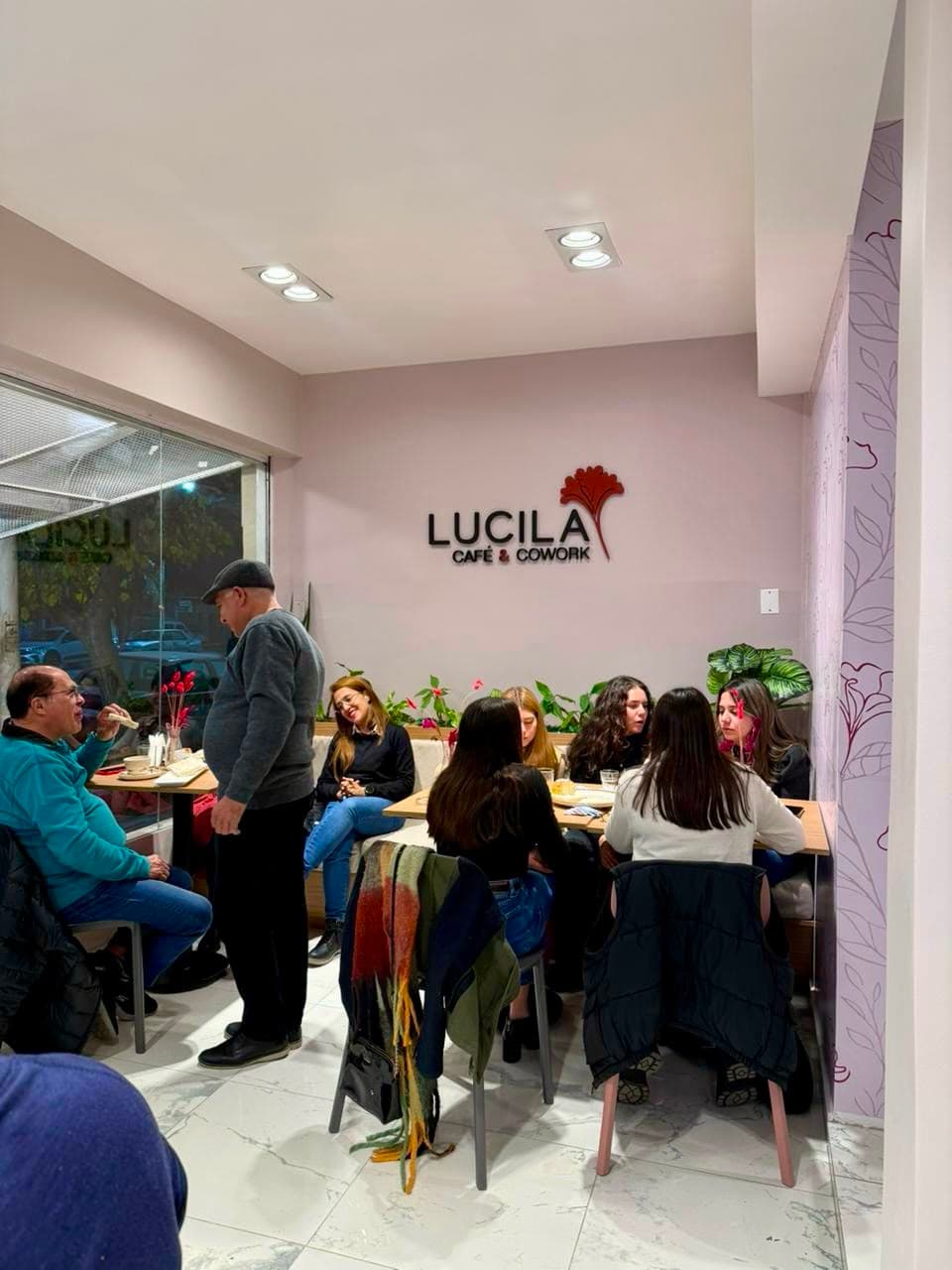 Imagen 7 del proyecto Lucila Café